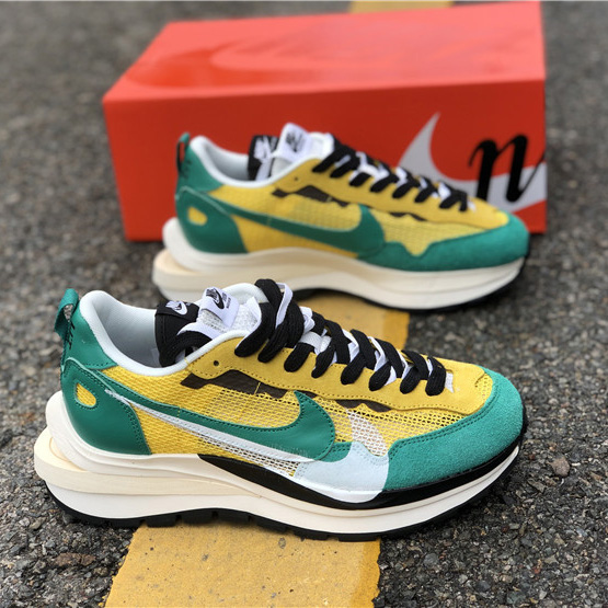 Nike X Sacai Ldv Waffle Sneakers - everydesigner