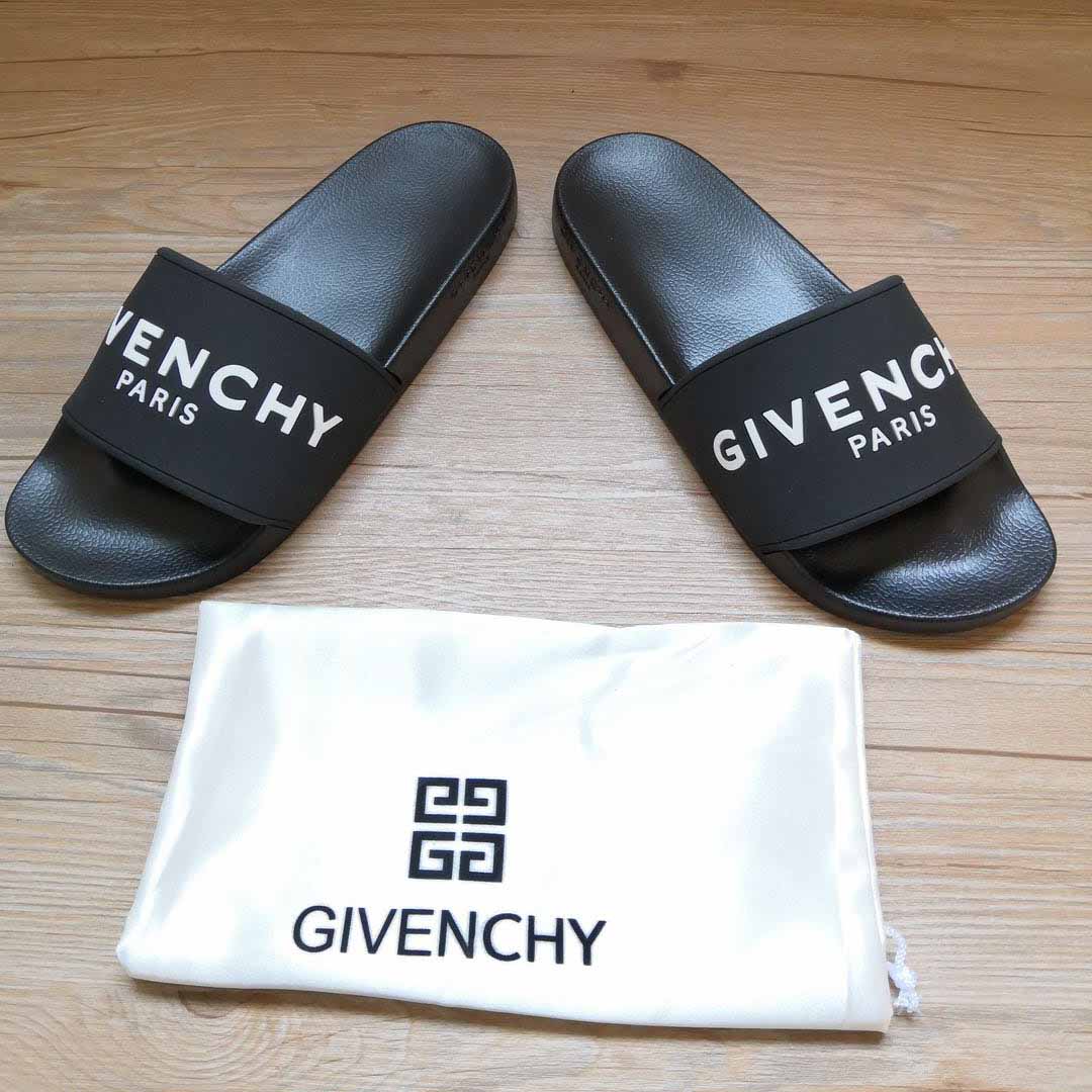 Givenchy Logo-Print Rubber Slides Sandals - everydesigner