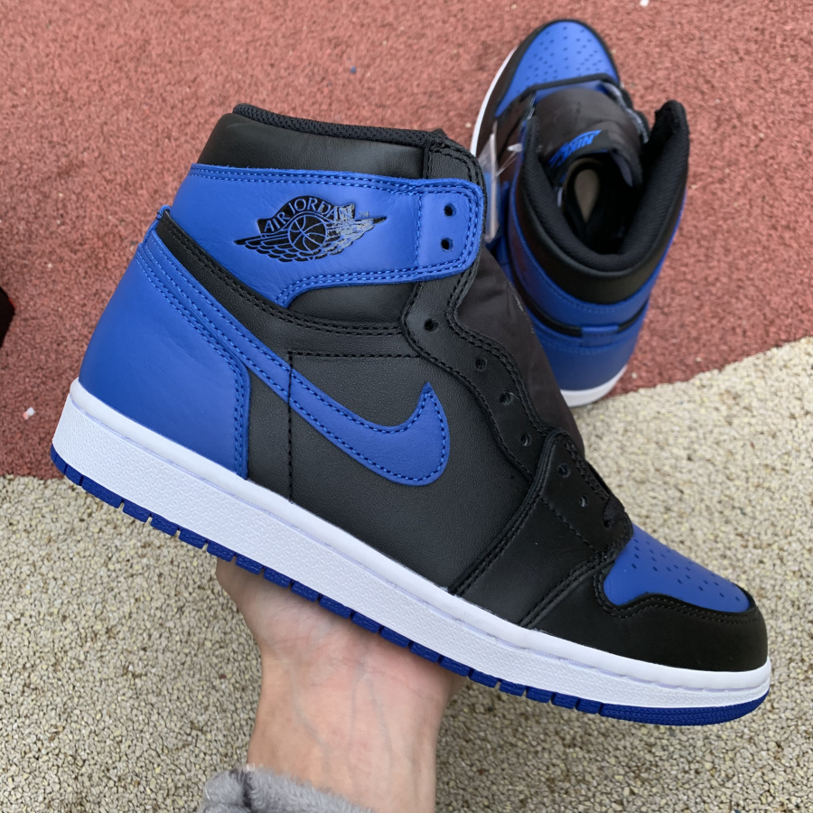 Jordan AJ1 Retro High OG Sneaker - everydesigner