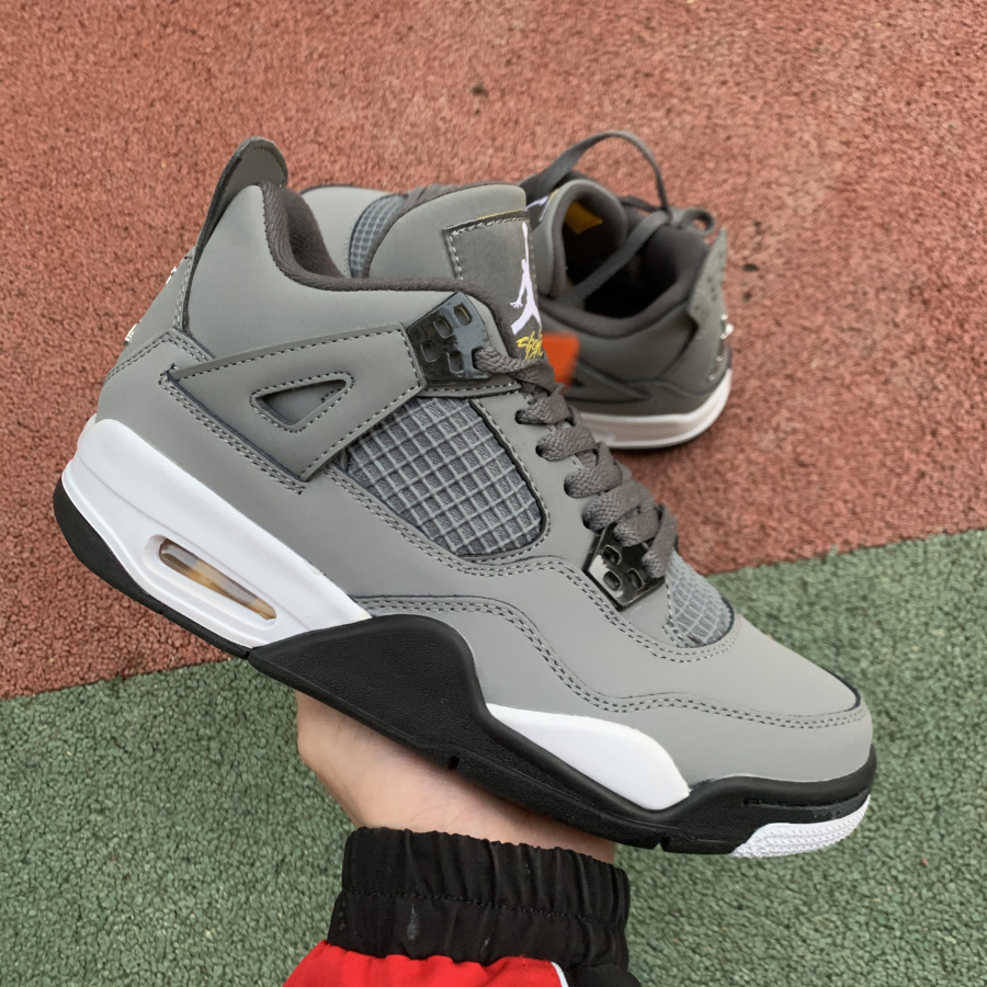 Jordan Air 4 "Cool Grey"  - everydesigner