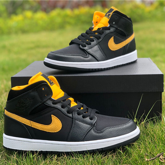 Jordan Air 1 Mid Black University Gold CI9352-001  - everydesigner