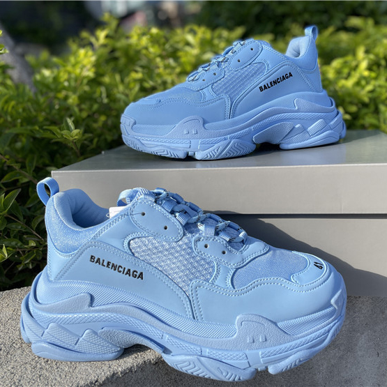 Balenciaga Triple S Sneaker - everydesigner