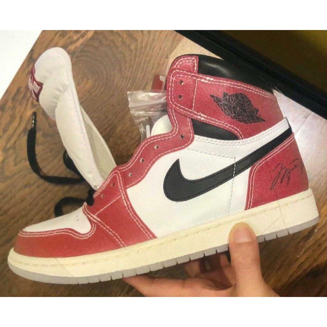 Jordan Air 1 High OG Sneakers - everydesigner