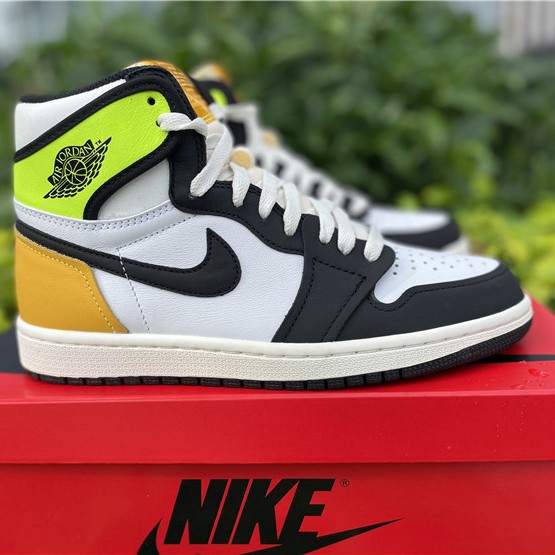 Jordan Air 1 High OG Volt Gold Sail 555088-118 - everydesigner