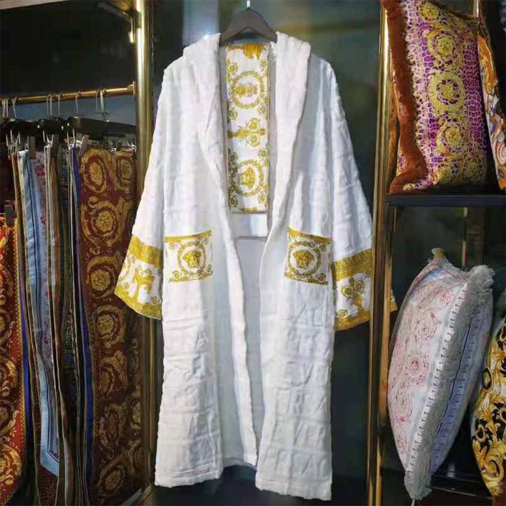 Versace Palazzo Logo Jacquard White Bathrobe - everydesigner