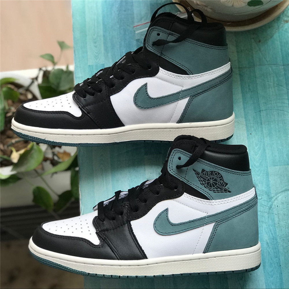 Jordan AJ 1 Retro High Caly Green Sneaker 555088-135 - everydesigner