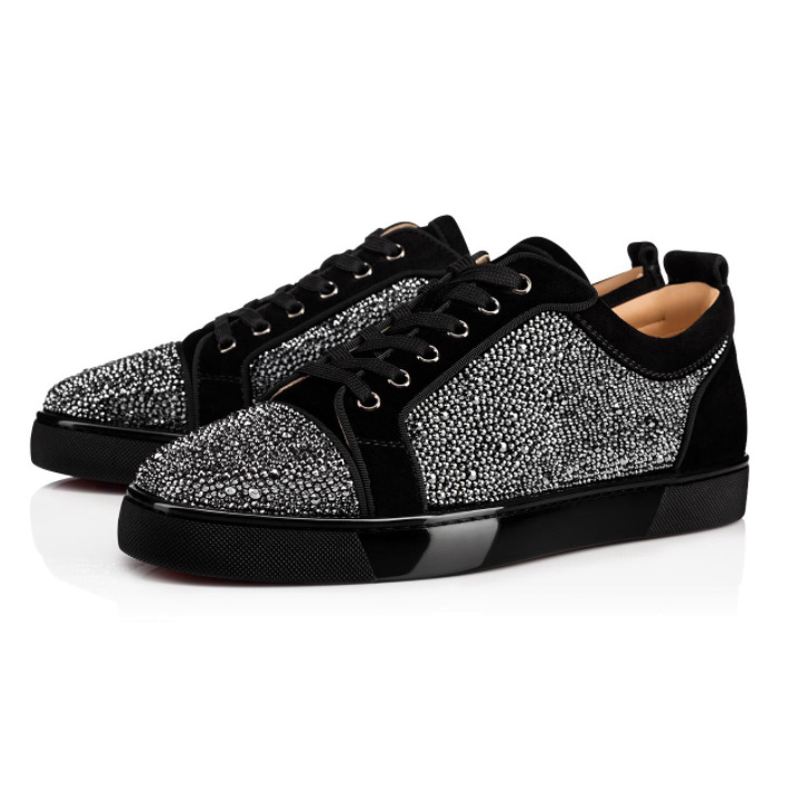 Christian Louboutin  FreeLouis Junior Spikes Low Sneaker - everydesigner