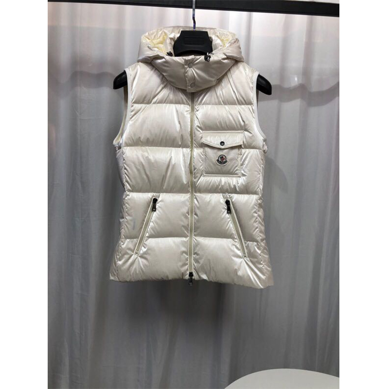 Moncler Diotis Vest In White - everydesigner