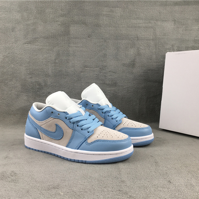 Nike Low Dunk Sneaker In Blue&White - everydesigner