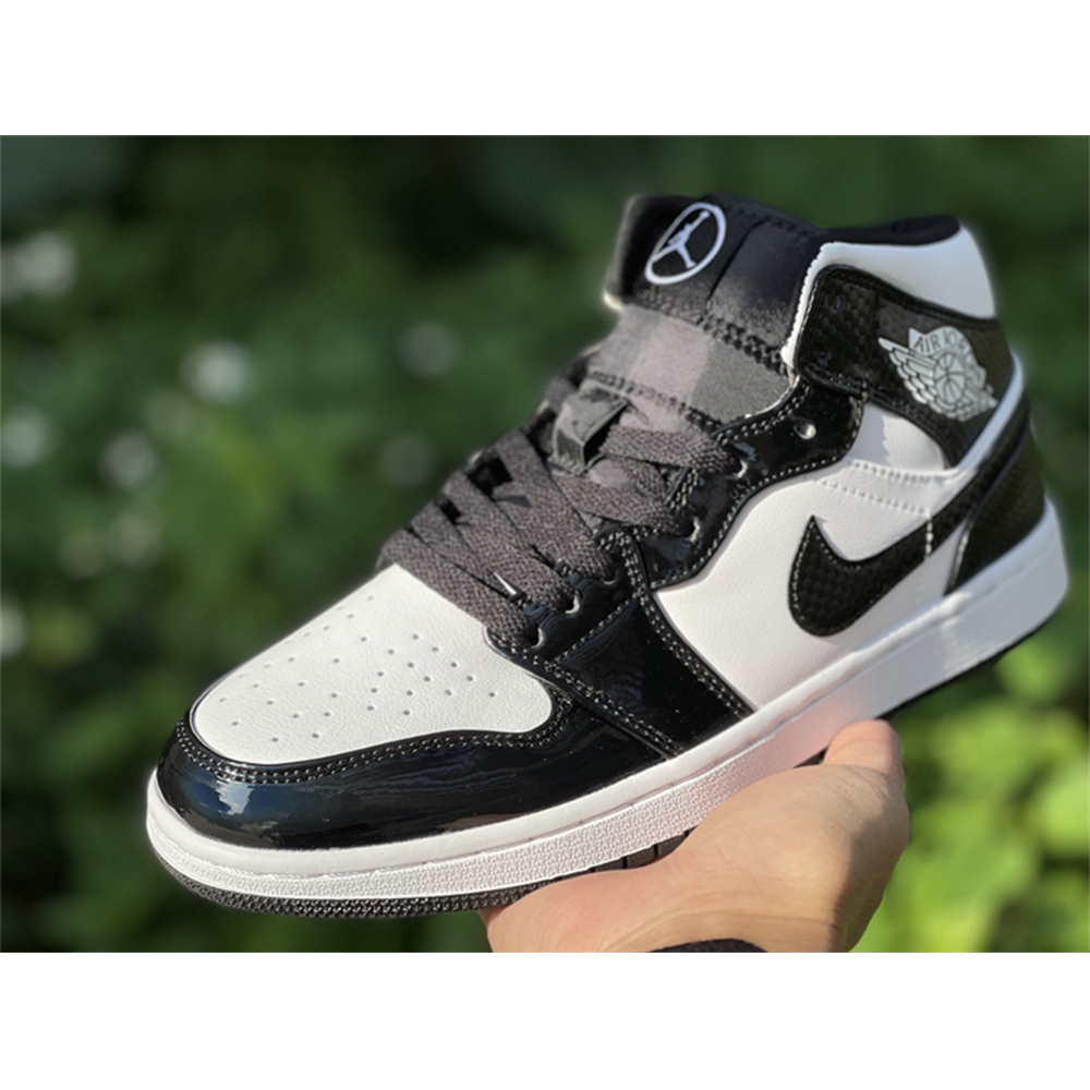 Jordan AJ 1 Mid Oreo Sneakers - everydesigner