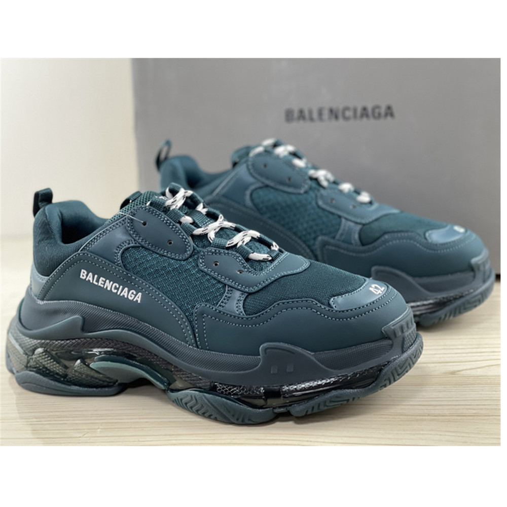 Balenciaga Track Sneaker In Green - everydesigner