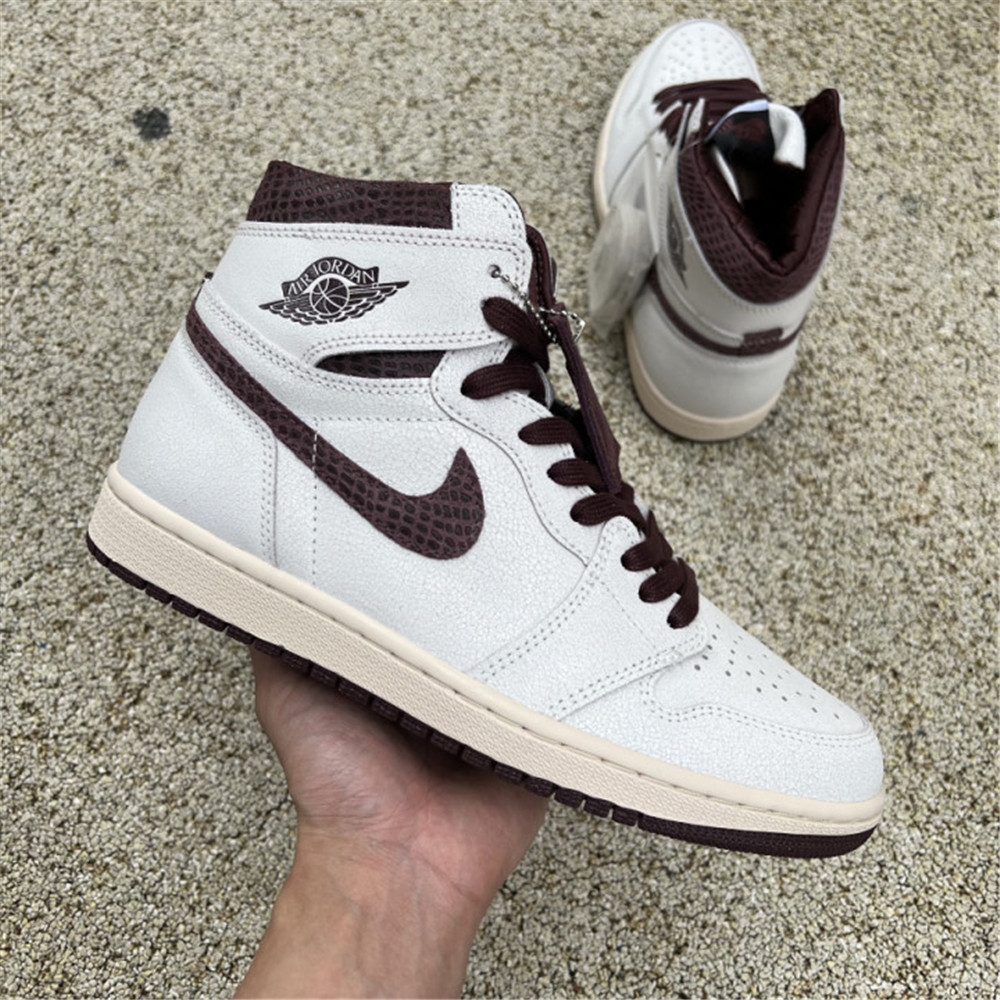 Jordan AJ1 Sneaker - everydesigner