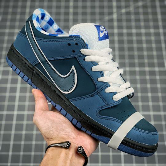 Nike SB Dunk Low Blue Lobster 2009 Sneaker - everydesigner