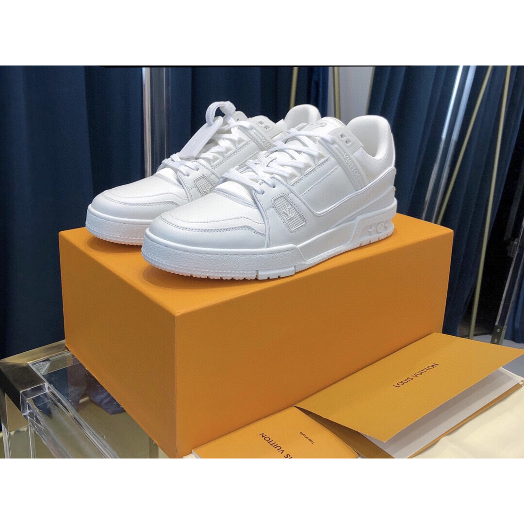 Louis Vuitton Trainer Sneaker(Upon UK Size) - everydesigner