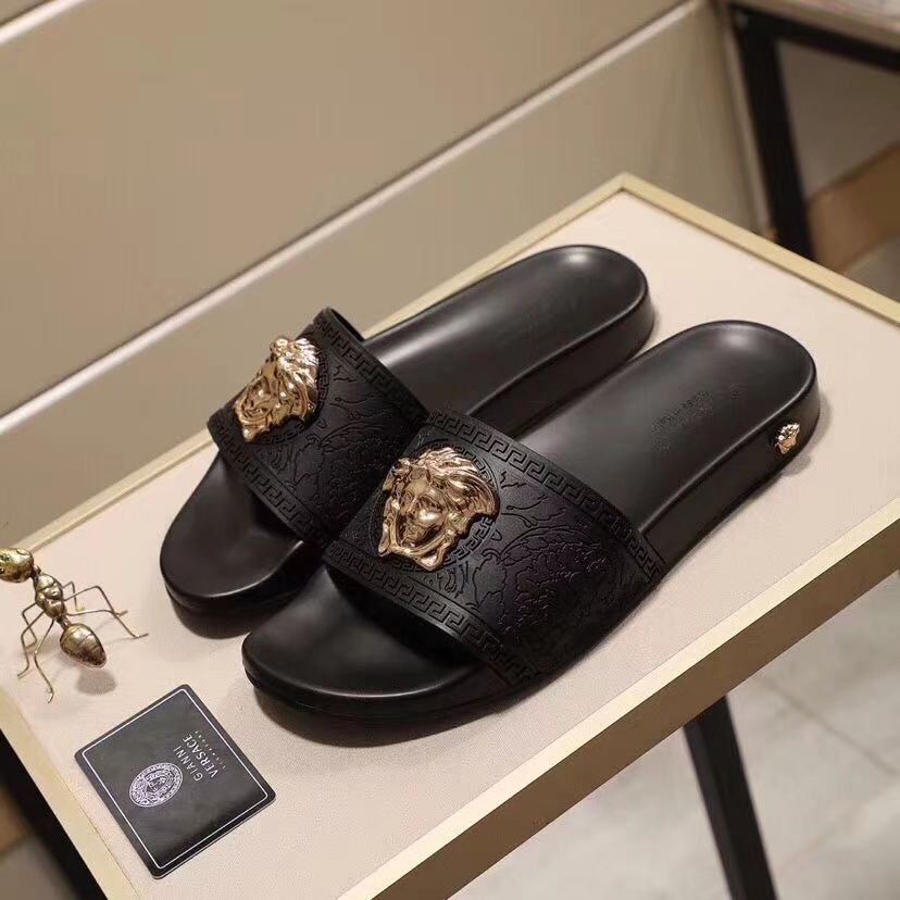 Versace Baroque Medusa Slides  - everydesigner