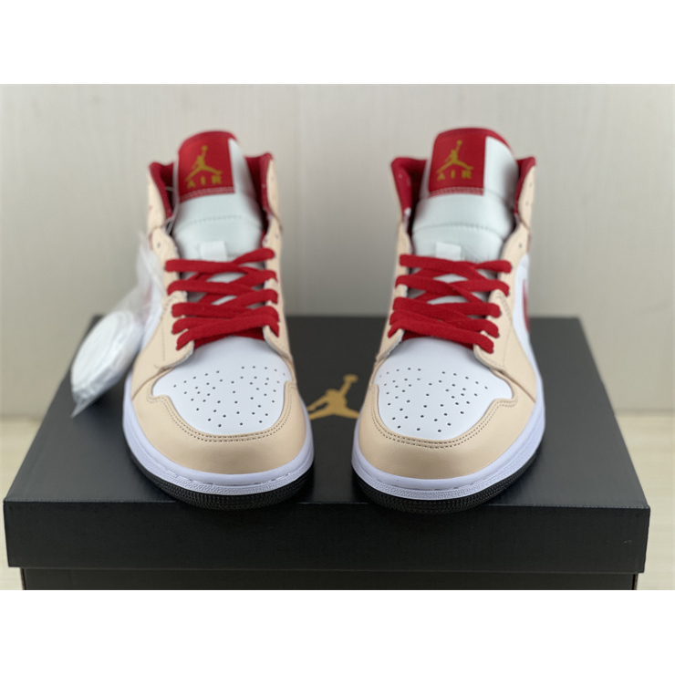 Jordan  AJ1 Mid Sneaker 554724-201 - everydesigner