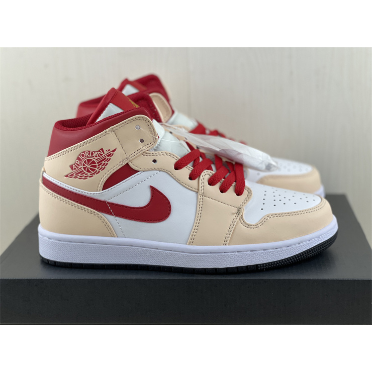 Jordan  AJ1 Mid Sneaker 554724-201 - everydesigner