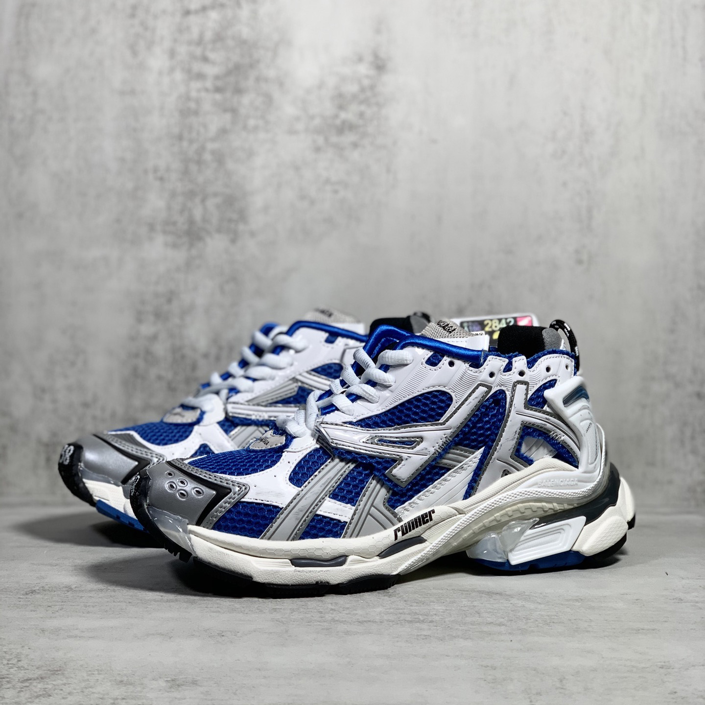 Balenciaga Runner Sneakers - everydesigner