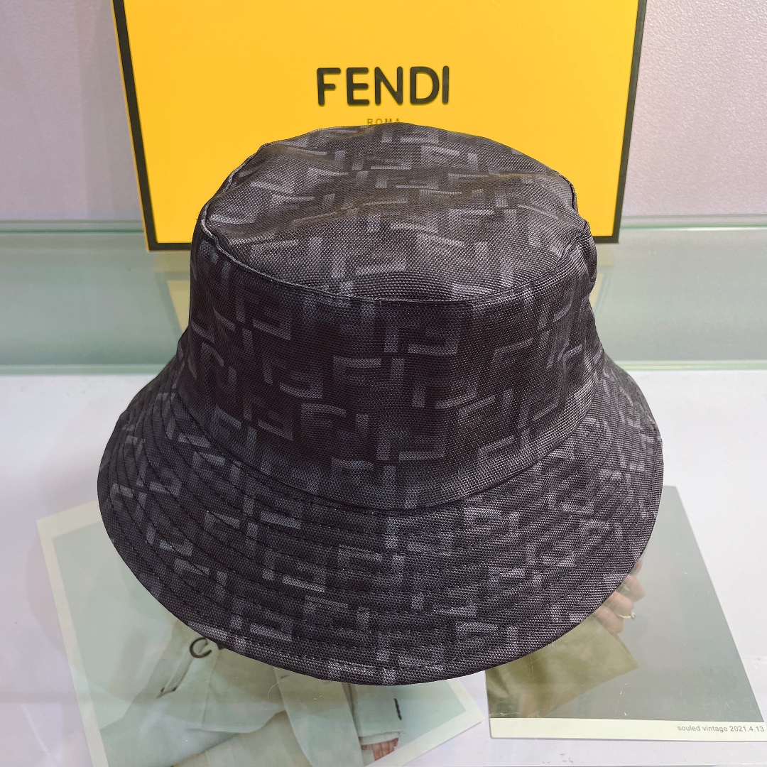 Fendi Multicolor Canvas Bucket Hat - everydesigner