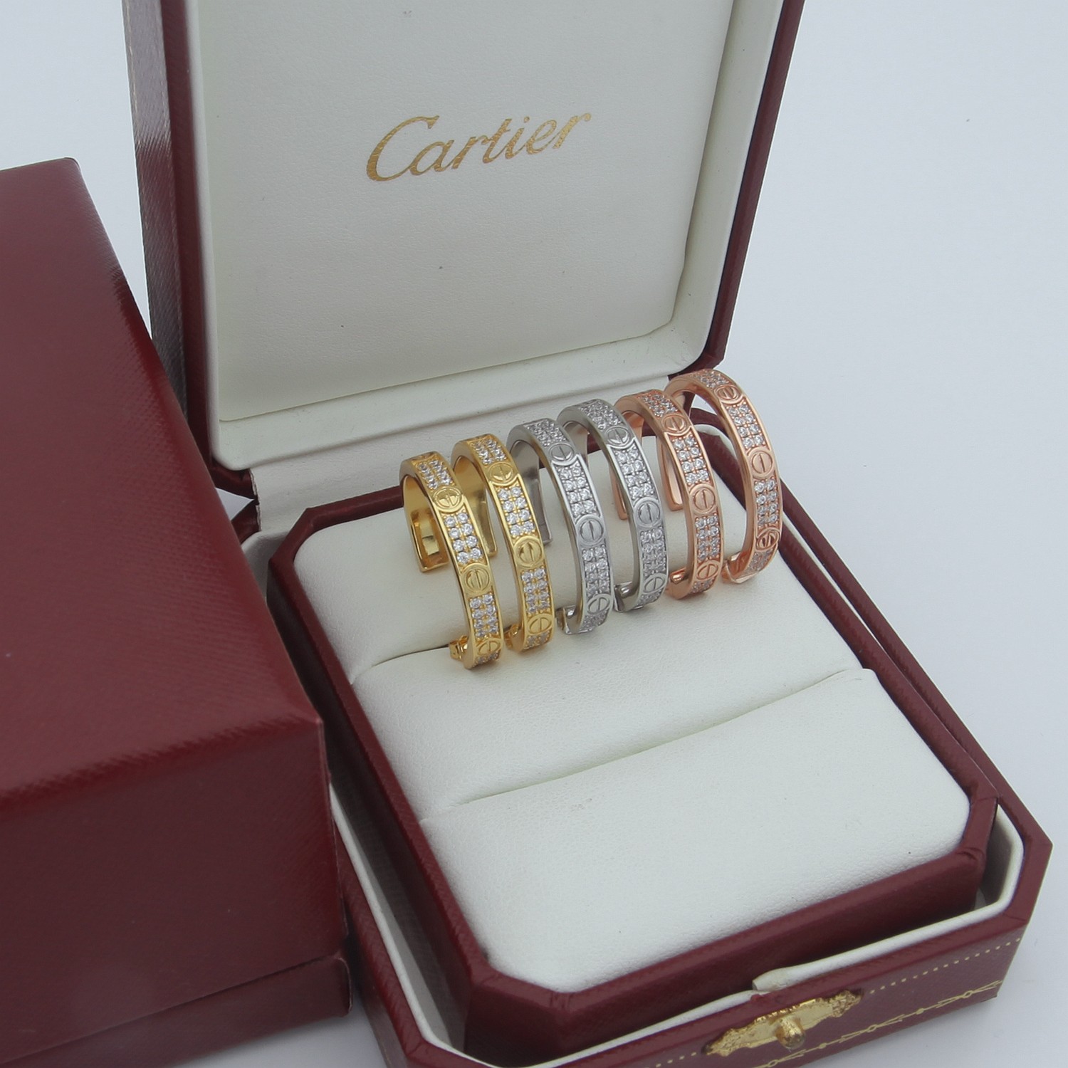 Cartier Earrings - everydesigner