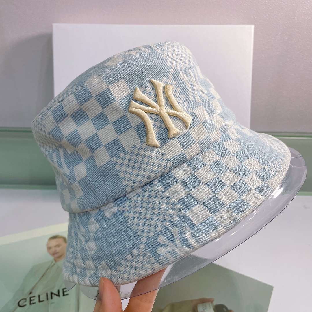 New York Yankees Canvas Bucket Hat - everydesigner