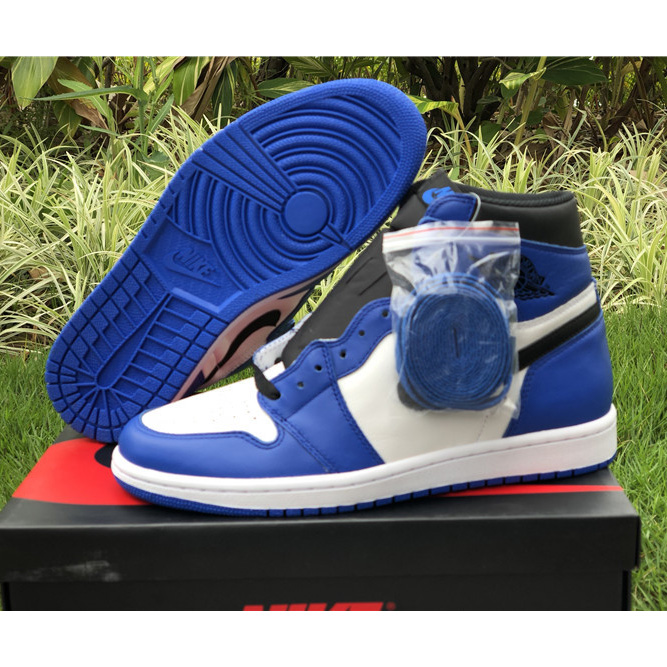 Jordan AJ1 Mid Sneaker - everydesigner