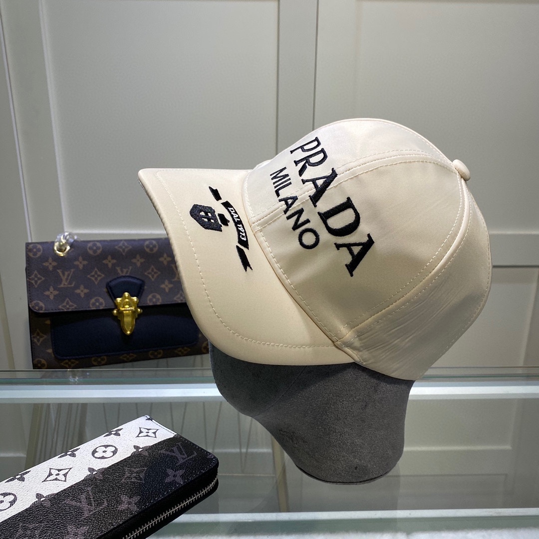 Prada Baseball Cap - everydesigner