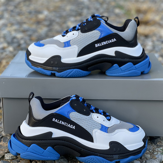 Balenciaga Triple S Sneaker - everydesigner