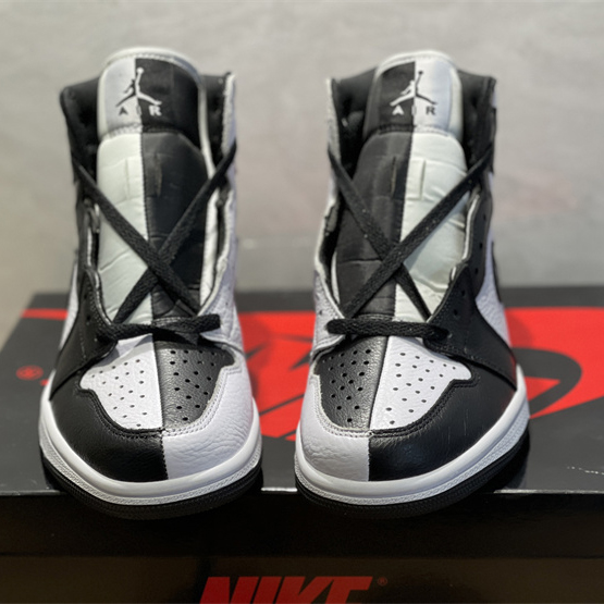 Air Jordan 1 High OG'Invert' Sneaker   DR0501-101 - everydesigner