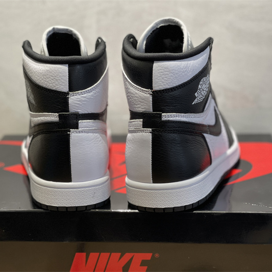 Air Jordan 1 High OG'Invert' Sneaker   DR0501-101 - everydesigner