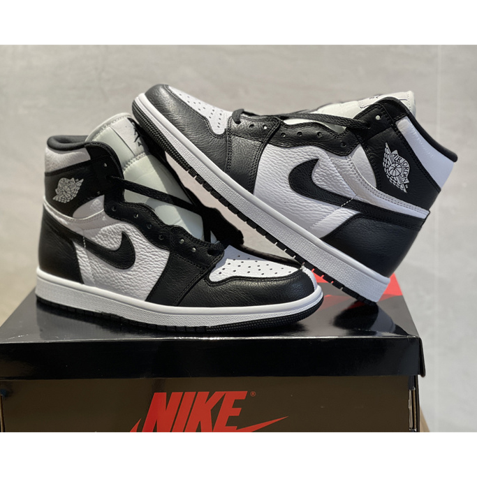 Air Jordan 1 High OG'Invert' Sneaker   DR0501-101 - everydesigner