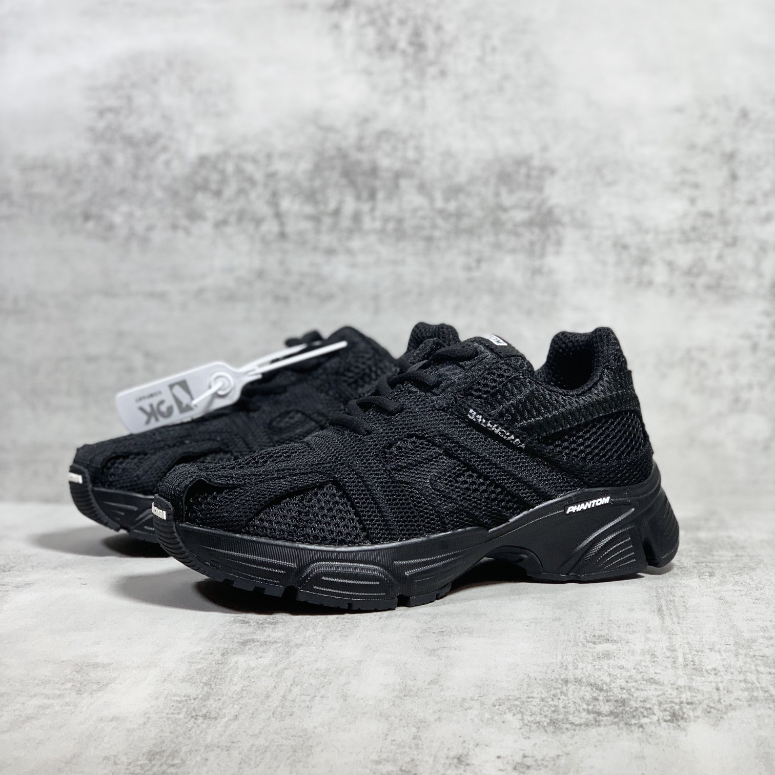 Balenciaga Men's Phantom Sneaker Washed In Black - everydesigner