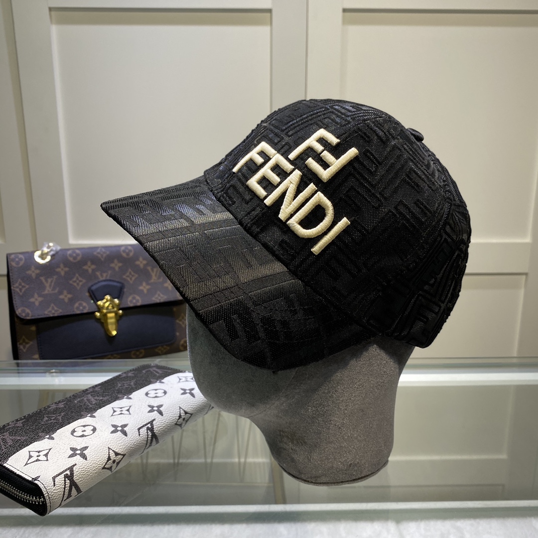 Fendi FF  Logo Baseball Cap - everydesigner