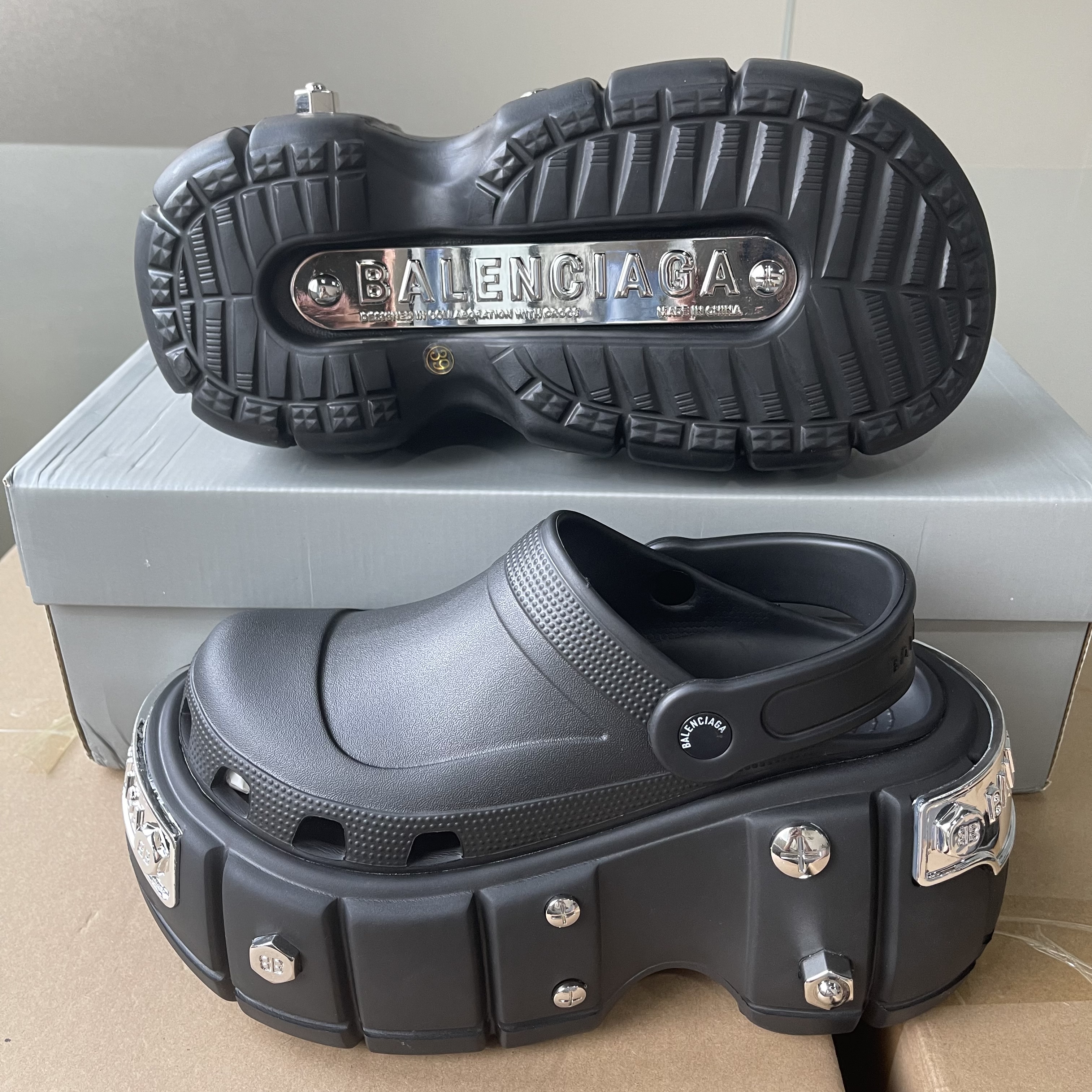 Balenciaga HardCrocs™ Sandal In black Rubber - everydesigner