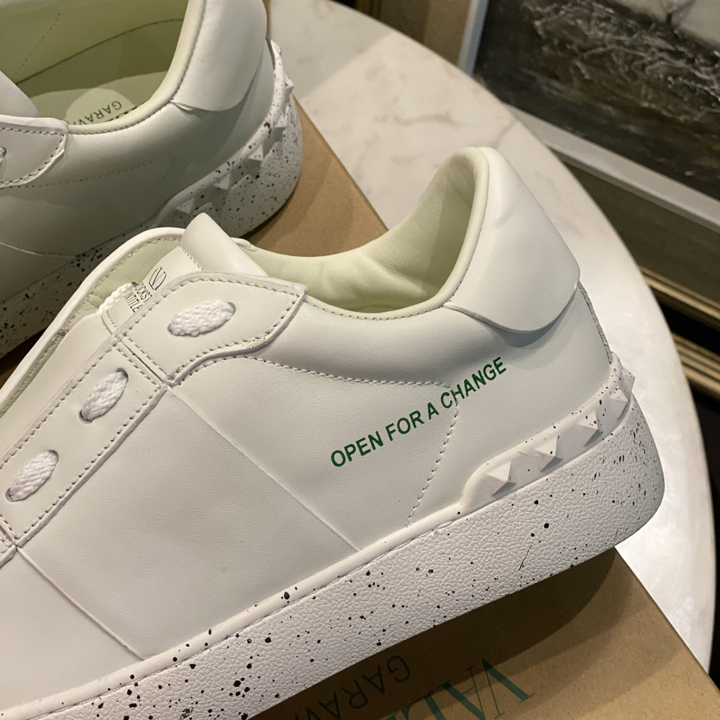 Valenti  Open For A Change Sneaker In Bio-Based Material In White - everydesigner