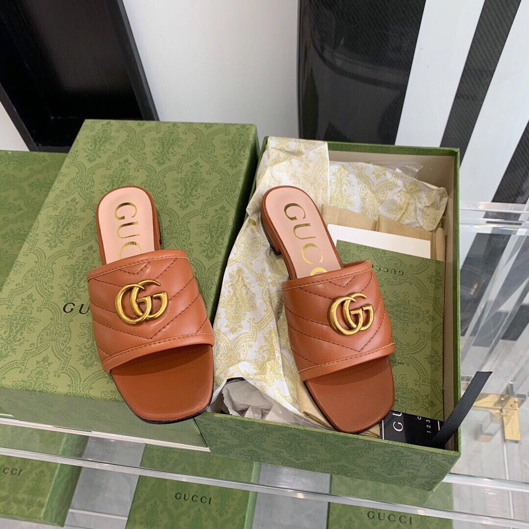 Gucci Women's Slide With Double G - everydesigner