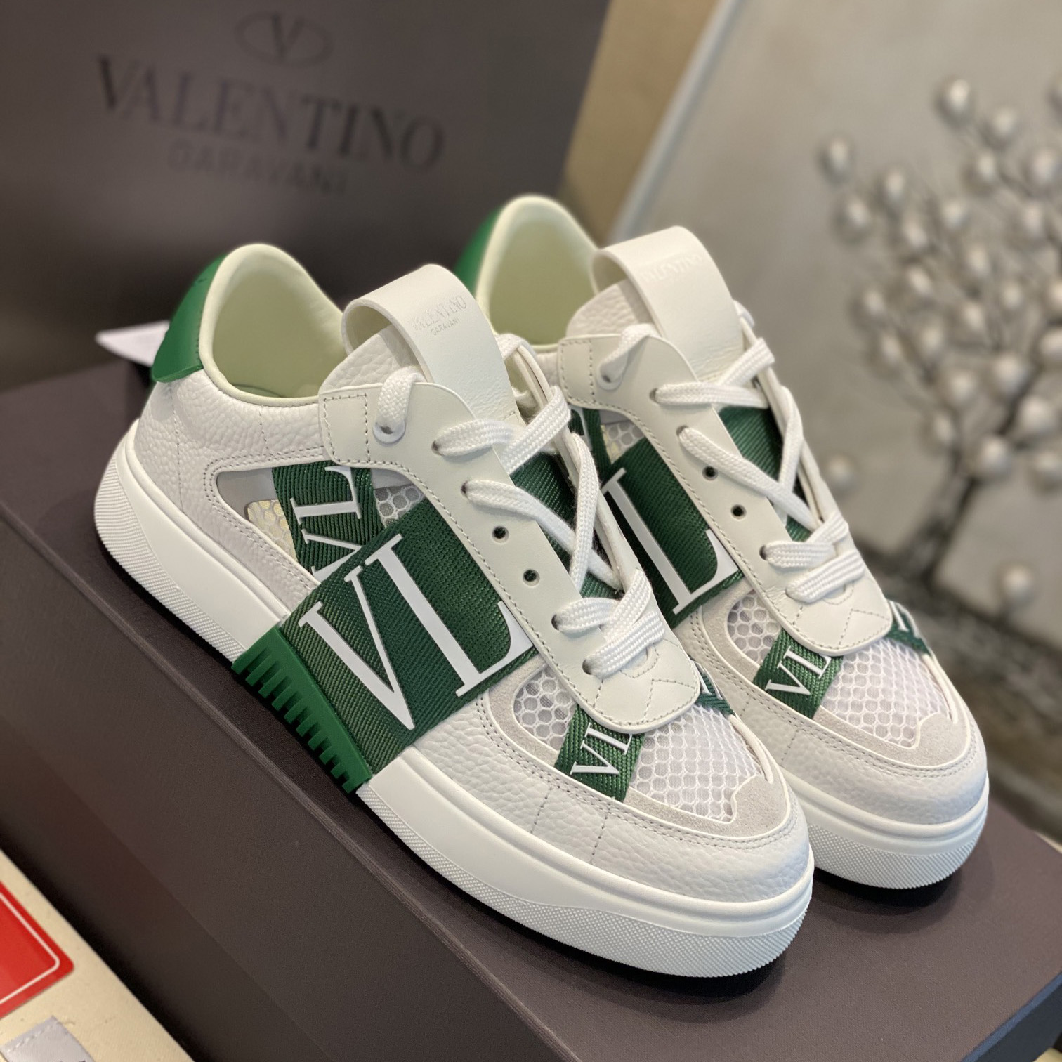 Valenti  VL7N Low-Top Sneakers In Calfskin And Mesh Fabric With Bands - everydesigner