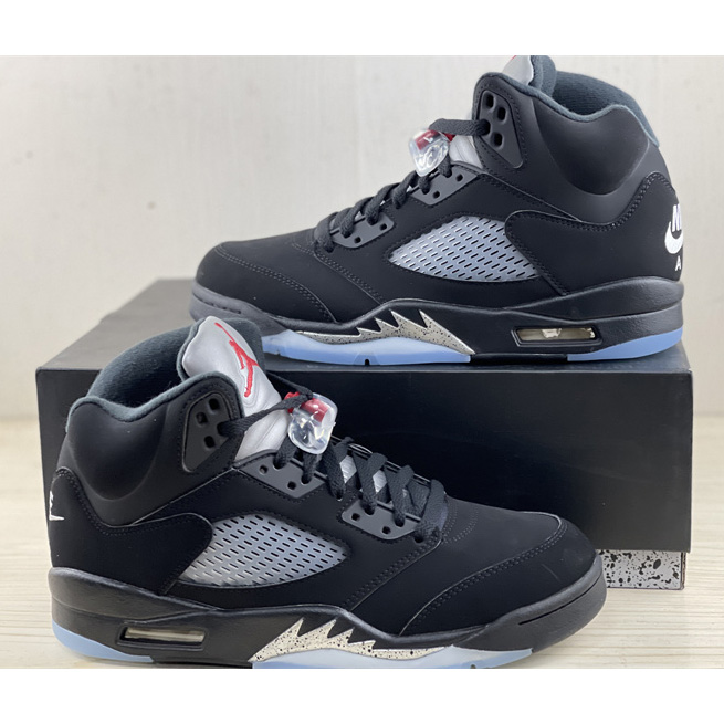 Air Jordan 5 “Metallic Black” Sneaker   845035 003 - everydesigner