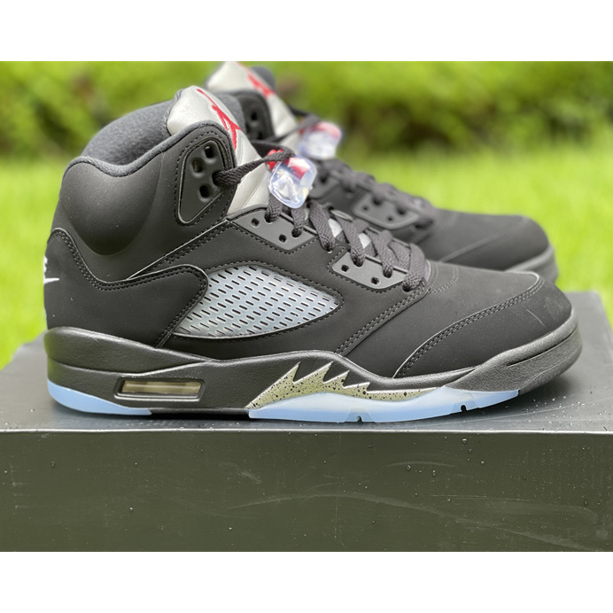 Air Jordan 5 “Metallic Black” Sneaker   845035 003 - everydesigner