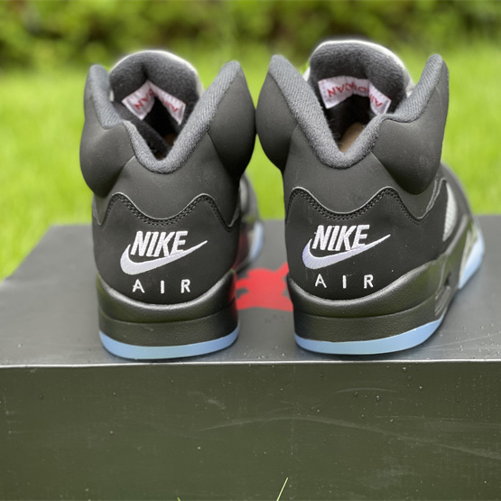 Air Jordan 5 “Metallic Black” Sneaker   845035 003 - everydesigner