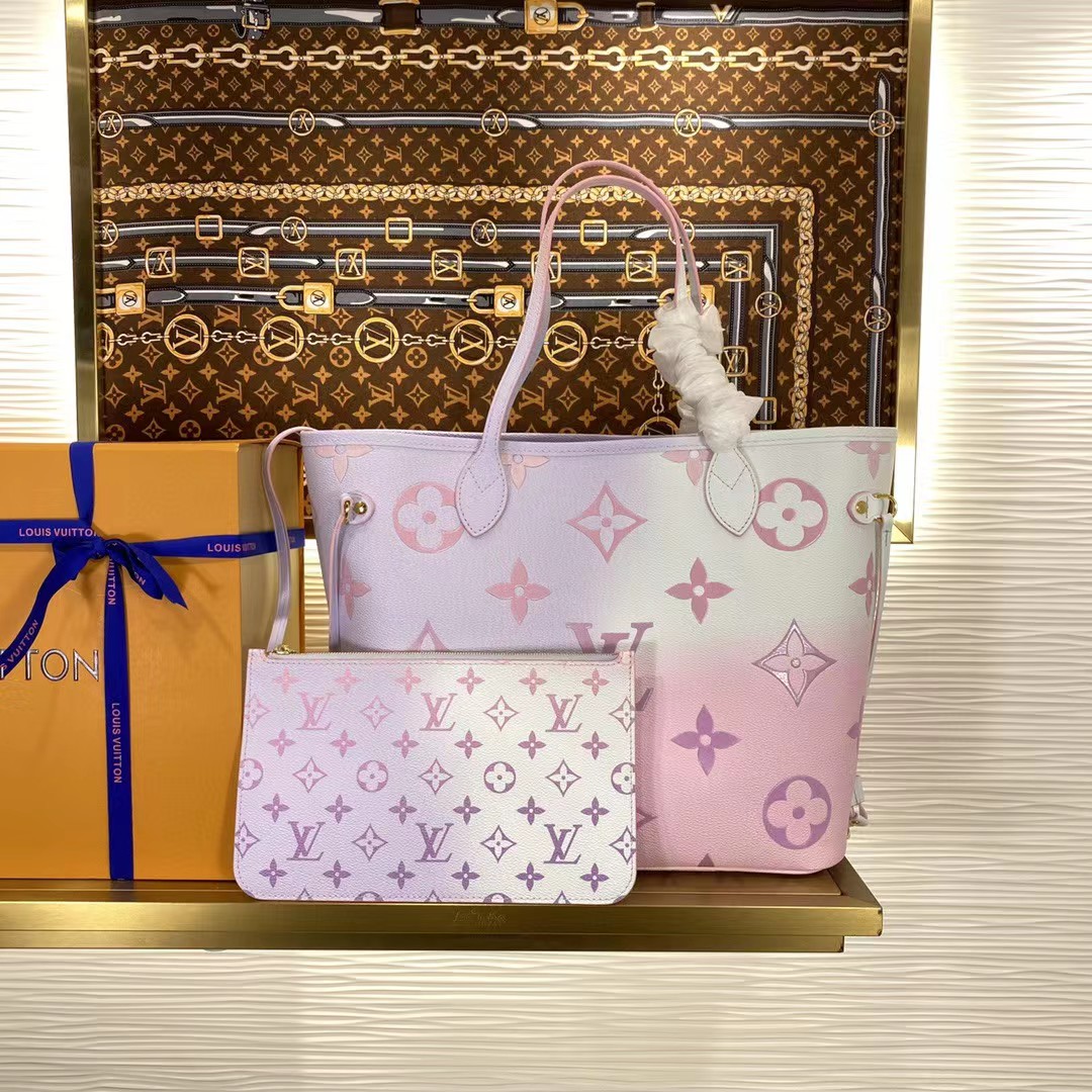 Louis Vuitton Neverfull MM Tote(31-28-14cm) - everydesigner