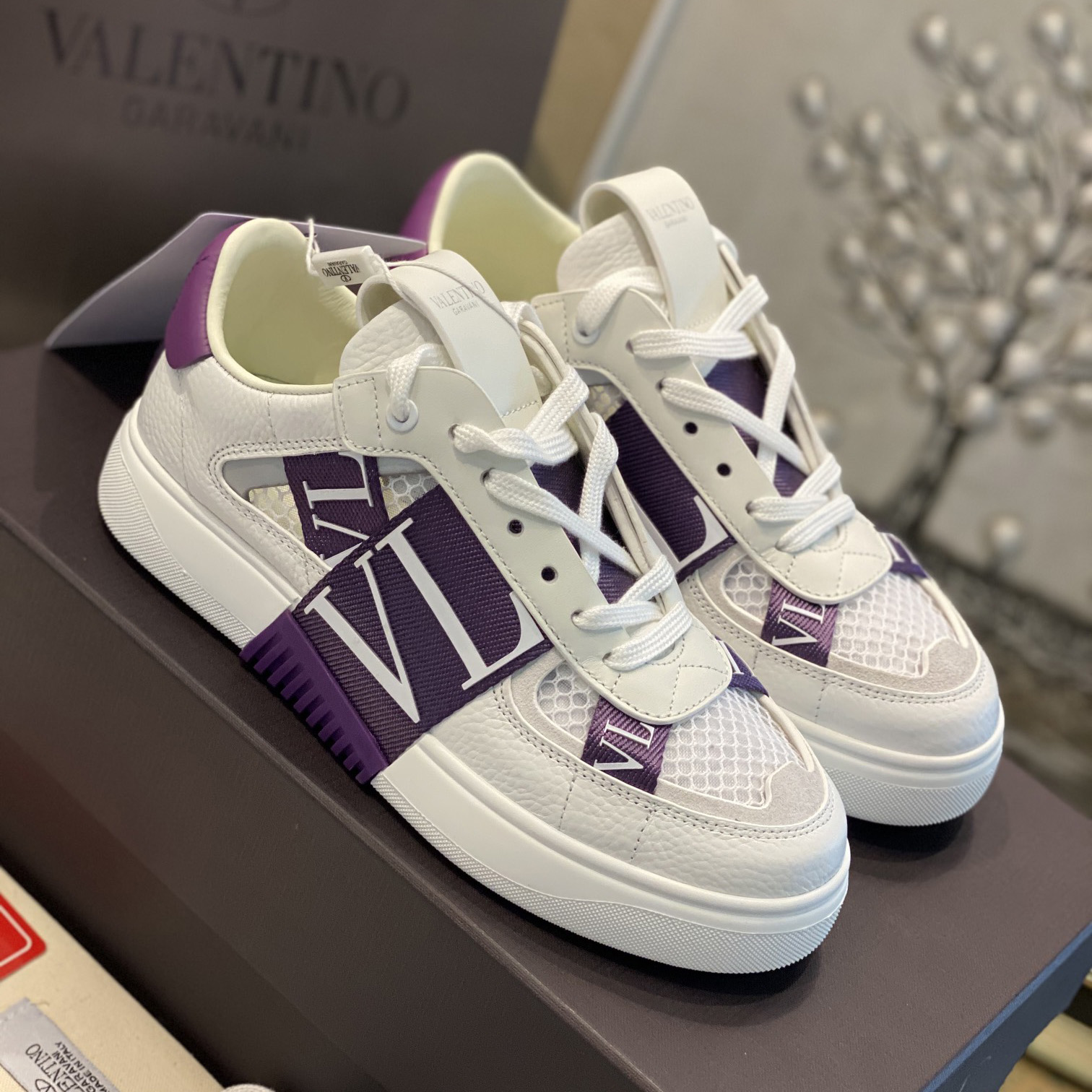 Valenti Low-Top Calfskin And Mesh VL7N Sneaker With Bands - everydesigner