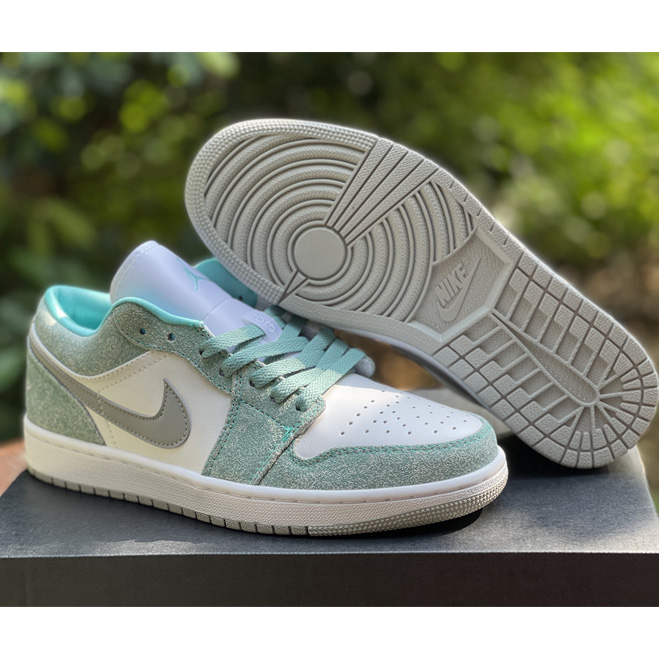 Air Jordan 1 Low ''New Emerald'' Sneaker  DN3705 301 - everydesigner