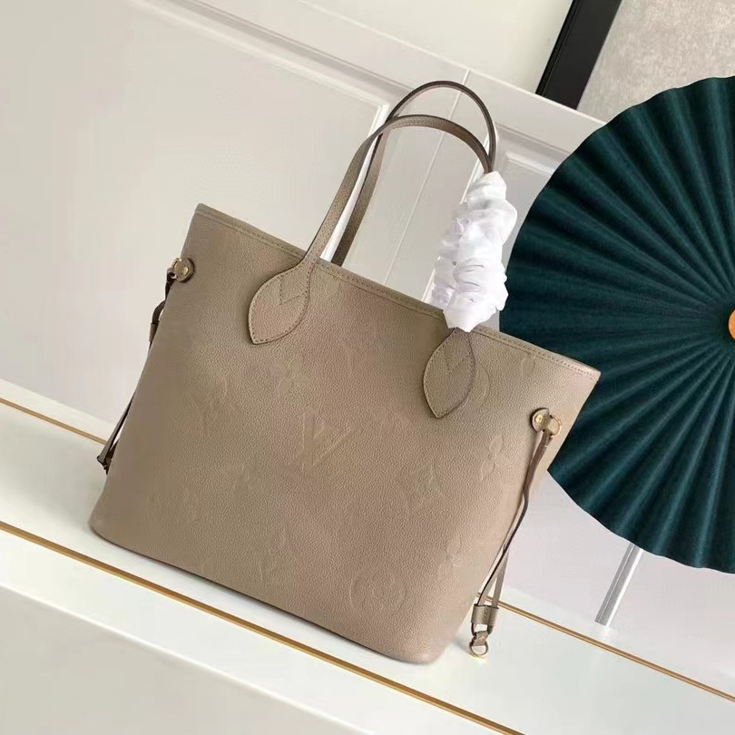 Louis Vuitton Neverfull MM Tote(31-29-17cm) - everydesigner