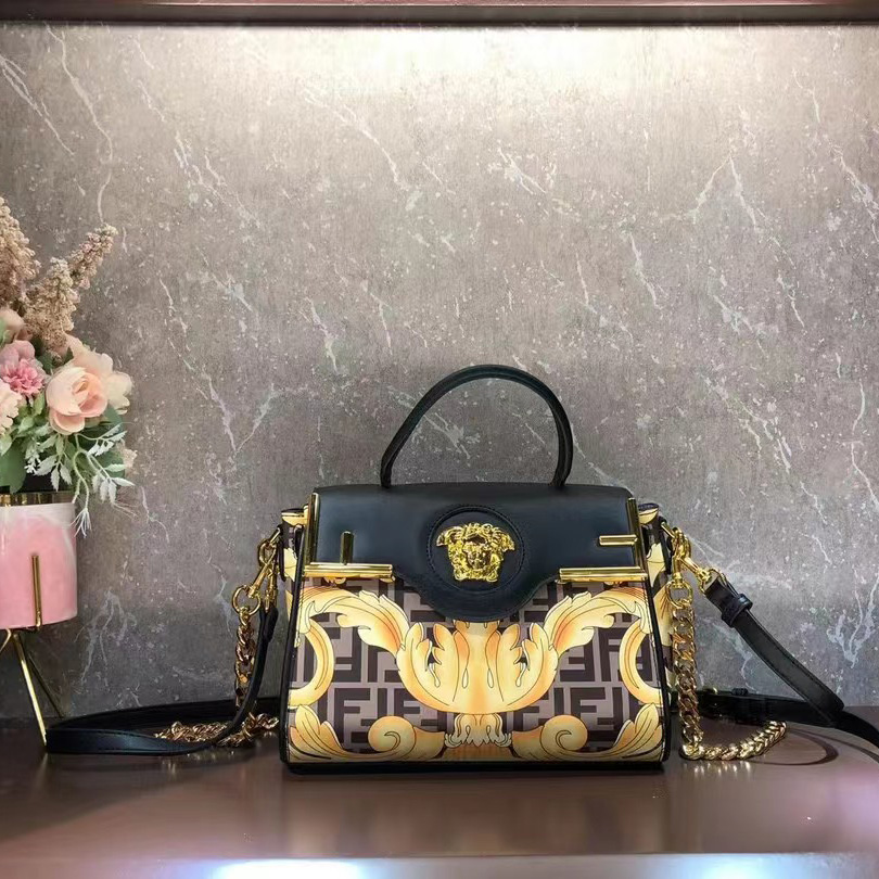 Versace Fendace La Medusa Medium Handbag(25-22-15cm) - everydesigner