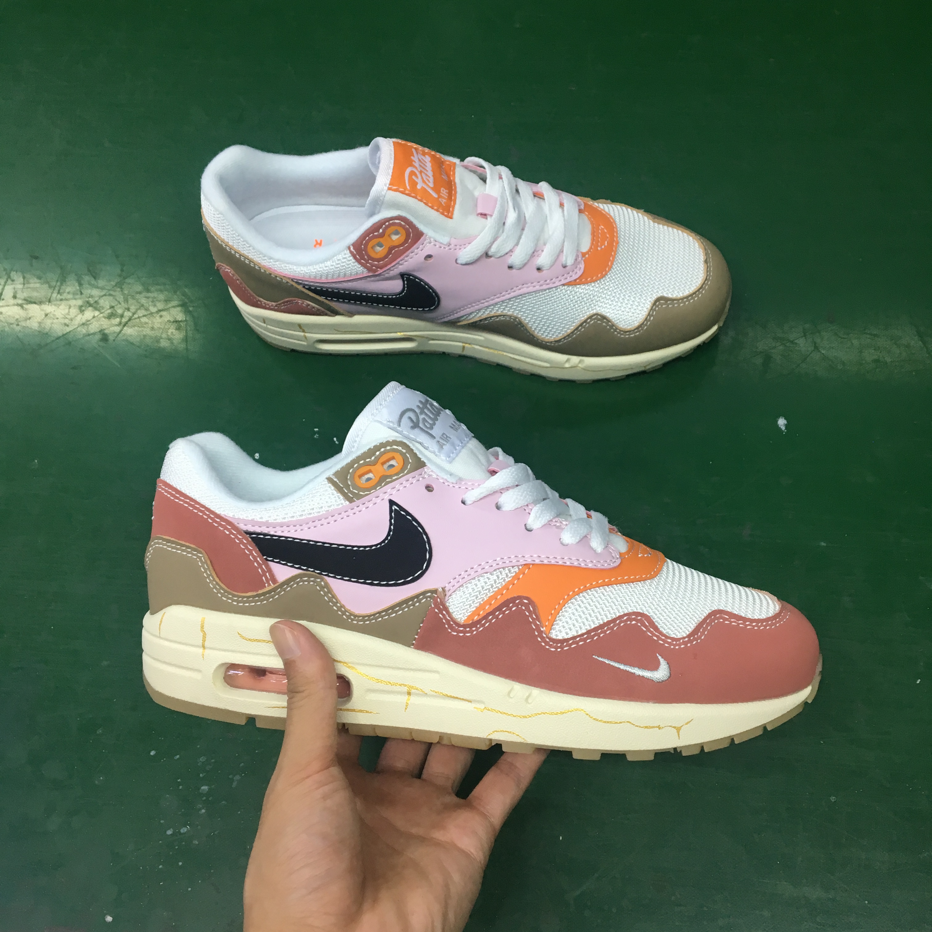 Patta x Nike Air Max 1“Monarch”Sneaker - everydesigner