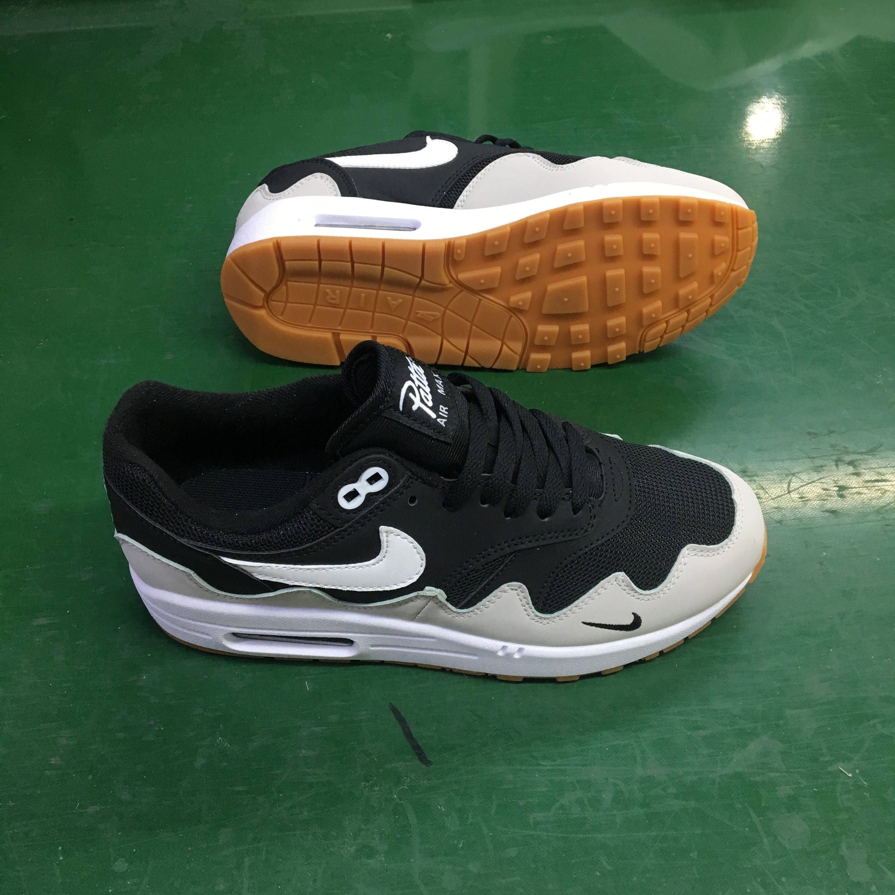 Patta x Nike Air Max 1“Monarch”Sneaker - everydesigner