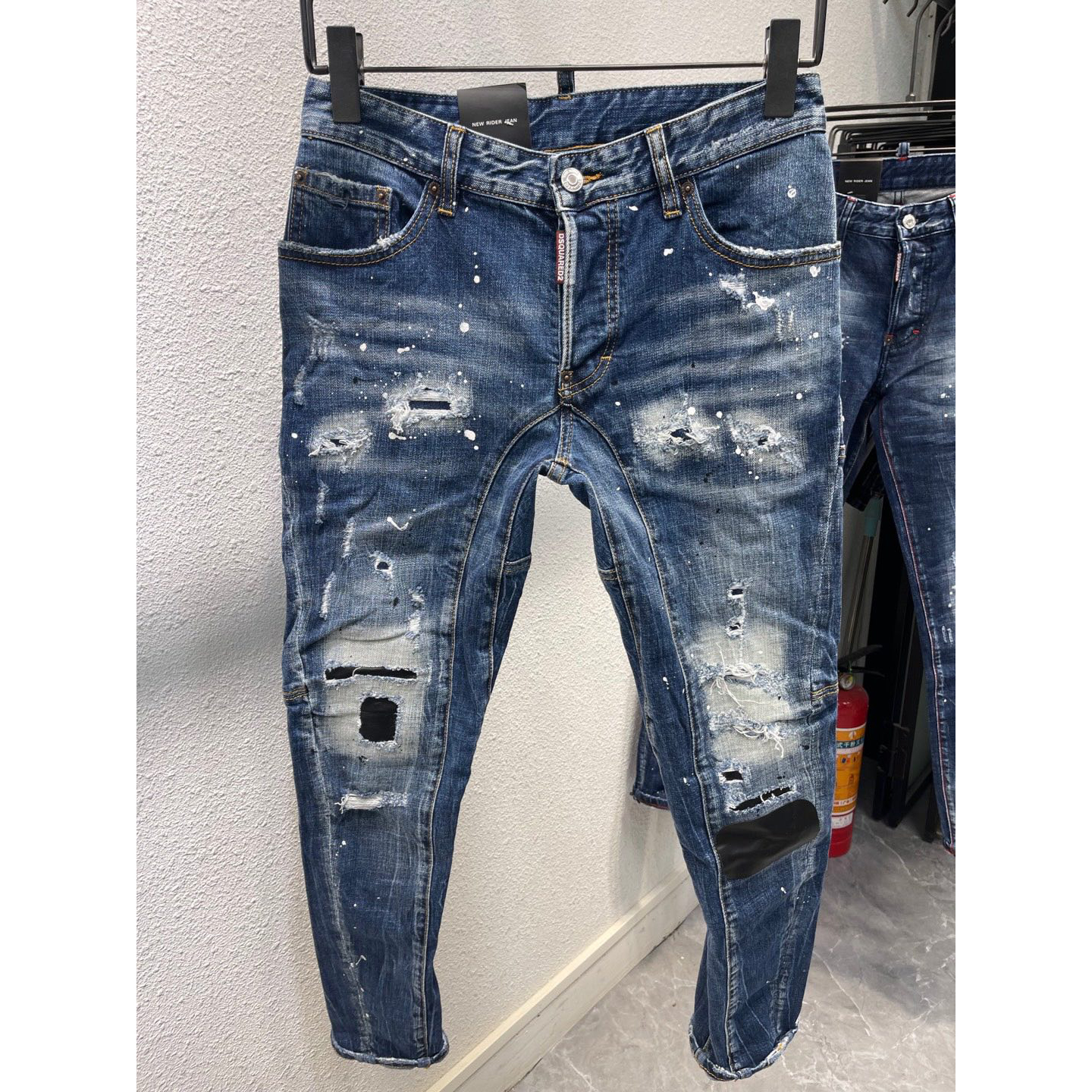 Dsquared2  Denim Jean T151-1 - everydesigner