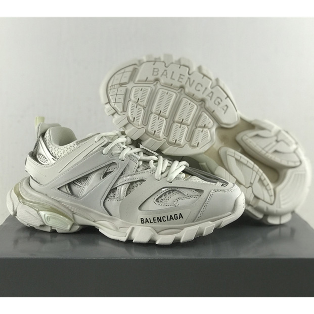 Balenciaga Track 3.0  Sneaker  - everydesigner