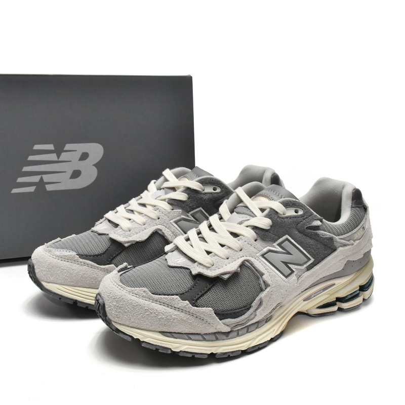 New Balance 2002R Cloud Ash Sneakers   M2002RDA  - everydesigner